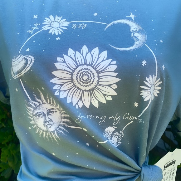 Cute t-shirt water blue !!! 🌙 - Picture 3 of 4